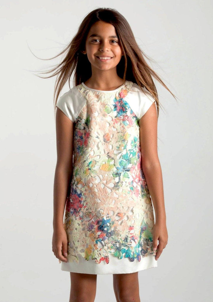 <transcy>Vestido de encaje Alana</transcy>
